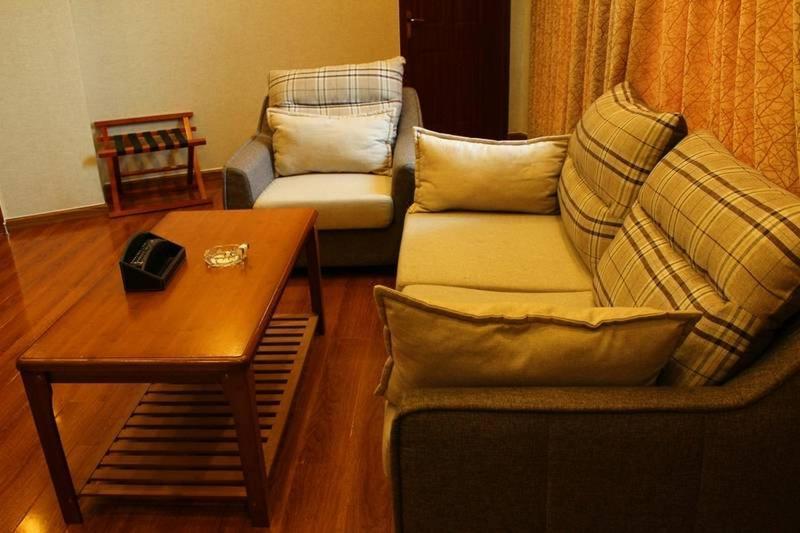 Laway Internatinal Hotel Lhasa Extérieur photo