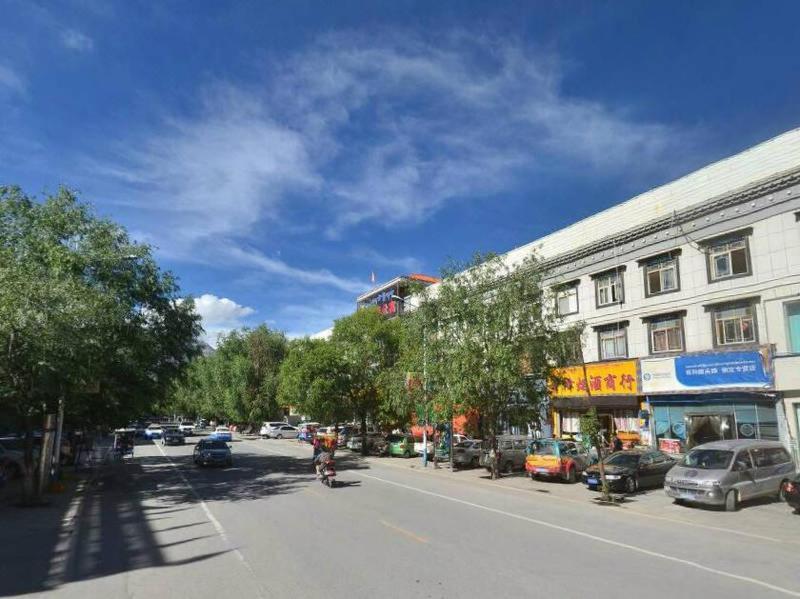 Laway Internatinal Hotel Lhasa Extérieur photo