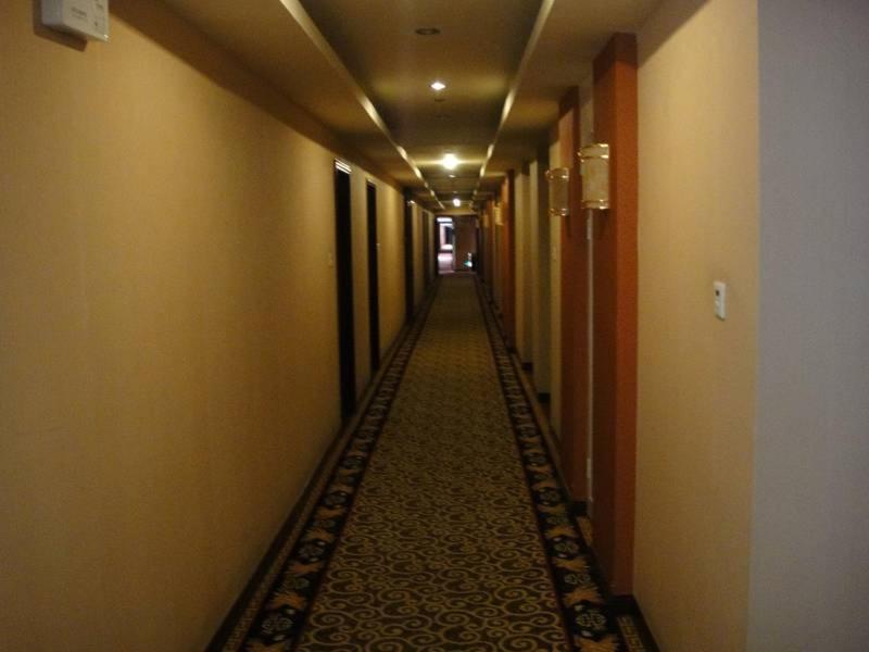 Laway Internatinal Hotel Lhasa Extérieur photo