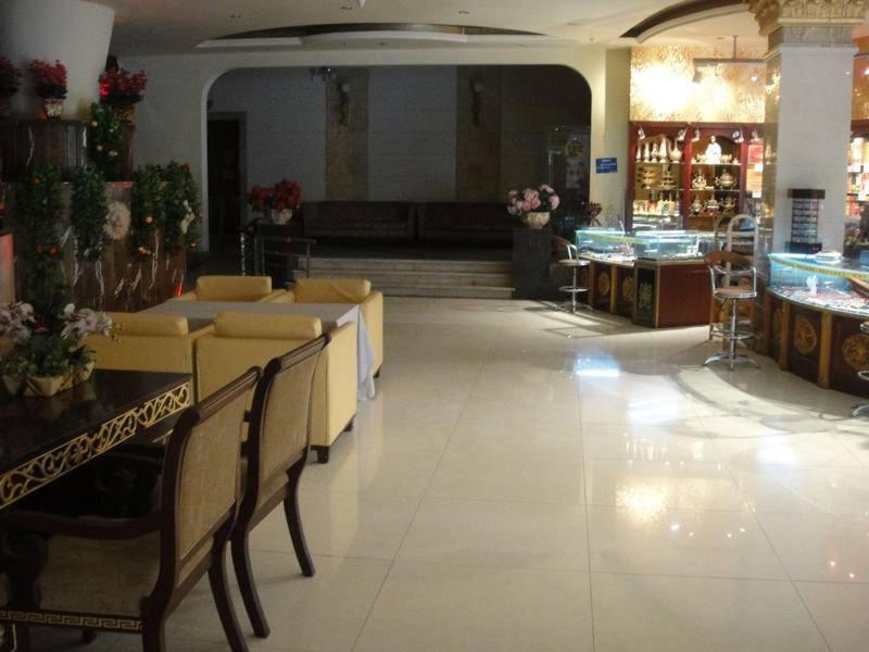 Laway Internatinal Hotel Lhasa Extérieur photo